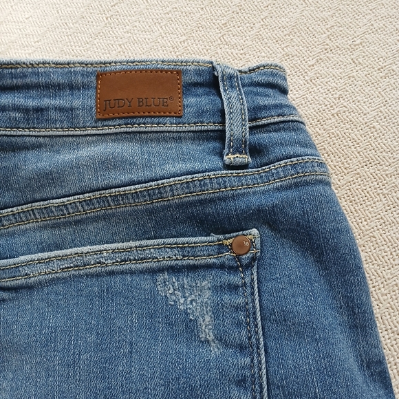 judy blue ♡ relaxed fit jeans - Picture 8 of 10
